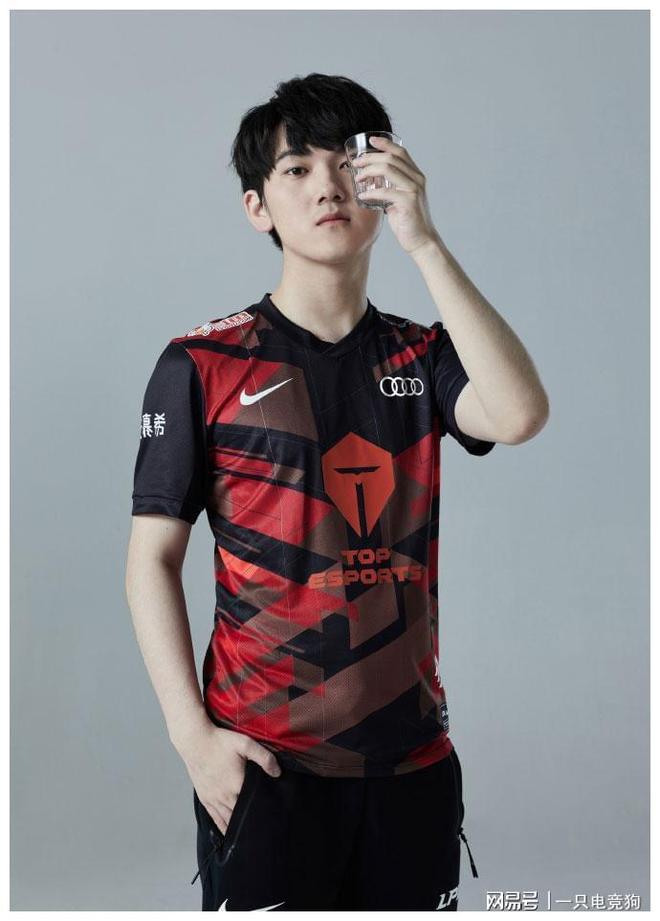 爱游戏登入Karsa官方宣布重返赛场新规，C9引发争议！(樊振东三大赛拿了几项)